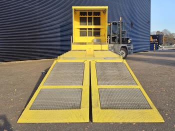 OSDS-58-04/ 4 AXLE / HYDRAULIC RAMPS